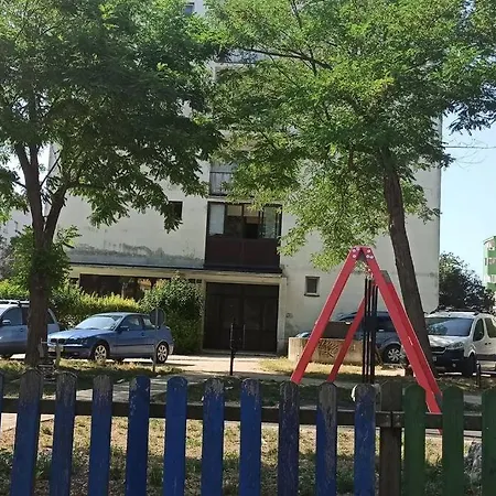 Апартаменти Leda Пула