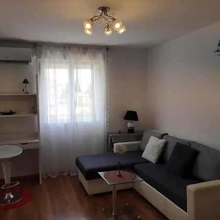 Leda Apartamento Pula